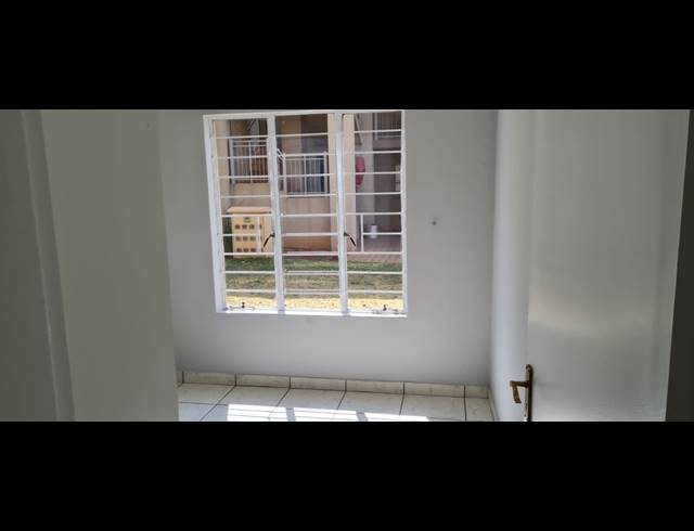 3 bed property to rent in KLEINFONTEIN